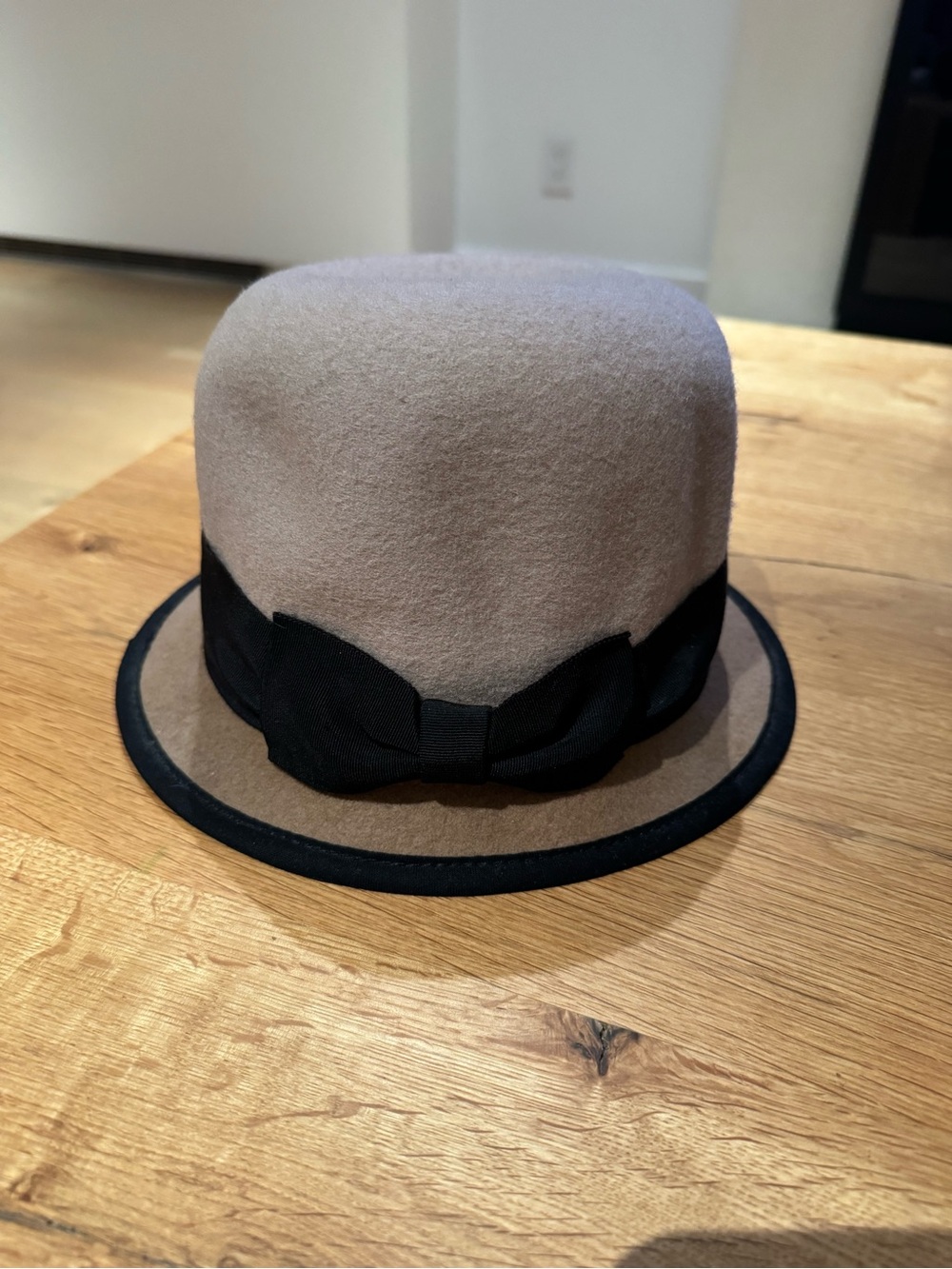 Women’s Taupe Bow Cloche Hat with Black Trim